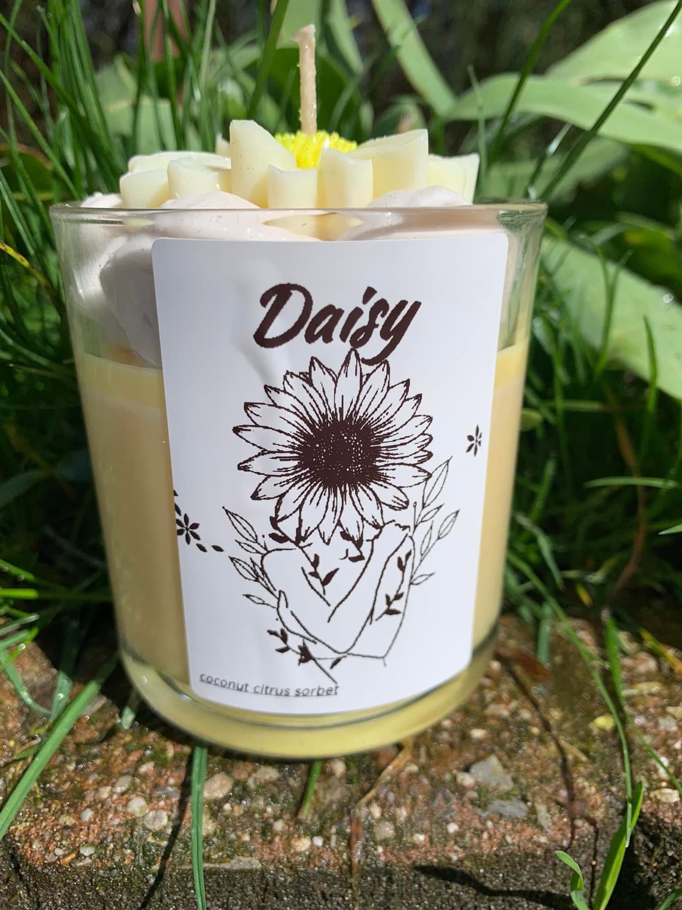 Daisy Candle
