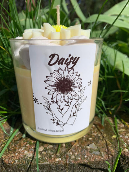 Daisy Candle